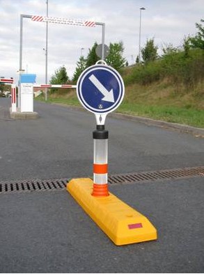 Leitschwelle mit Flexipfosten®