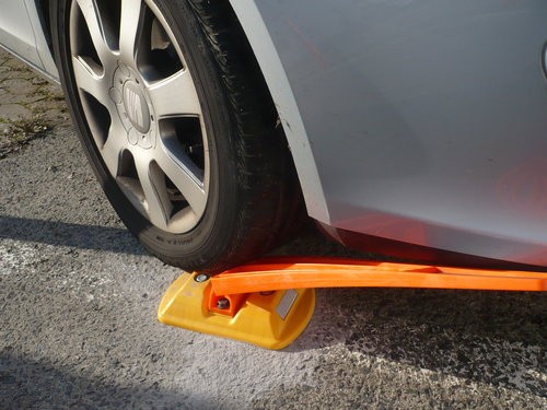 Leitschwelle, mit Sichtzeichen groß